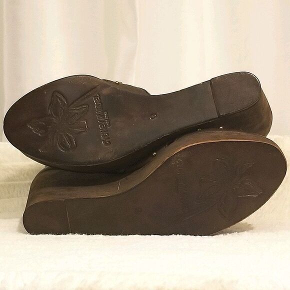 Cydney Mandel Leather Wedges (size 9) - Picture 6 of 10